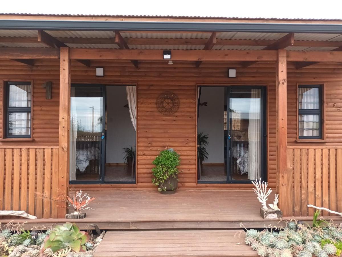 Chameleon Lodge Колчестър Екстериор снимка