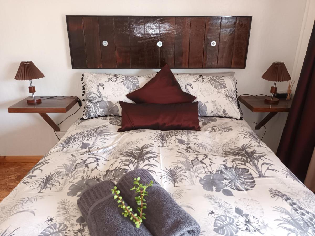 Chameleon Lodge Колчестър Екстериор снимка